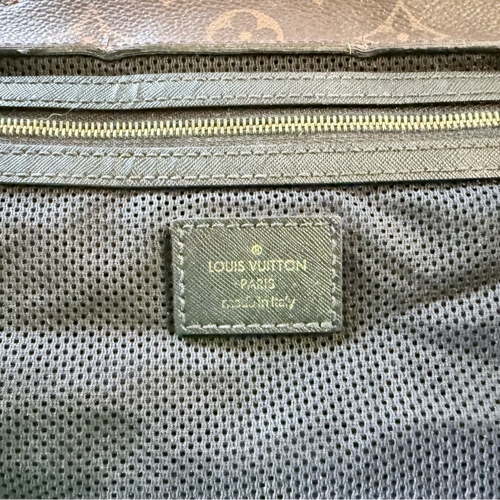Louis Vuitton Tressage Tote - Picture 9 of 13
